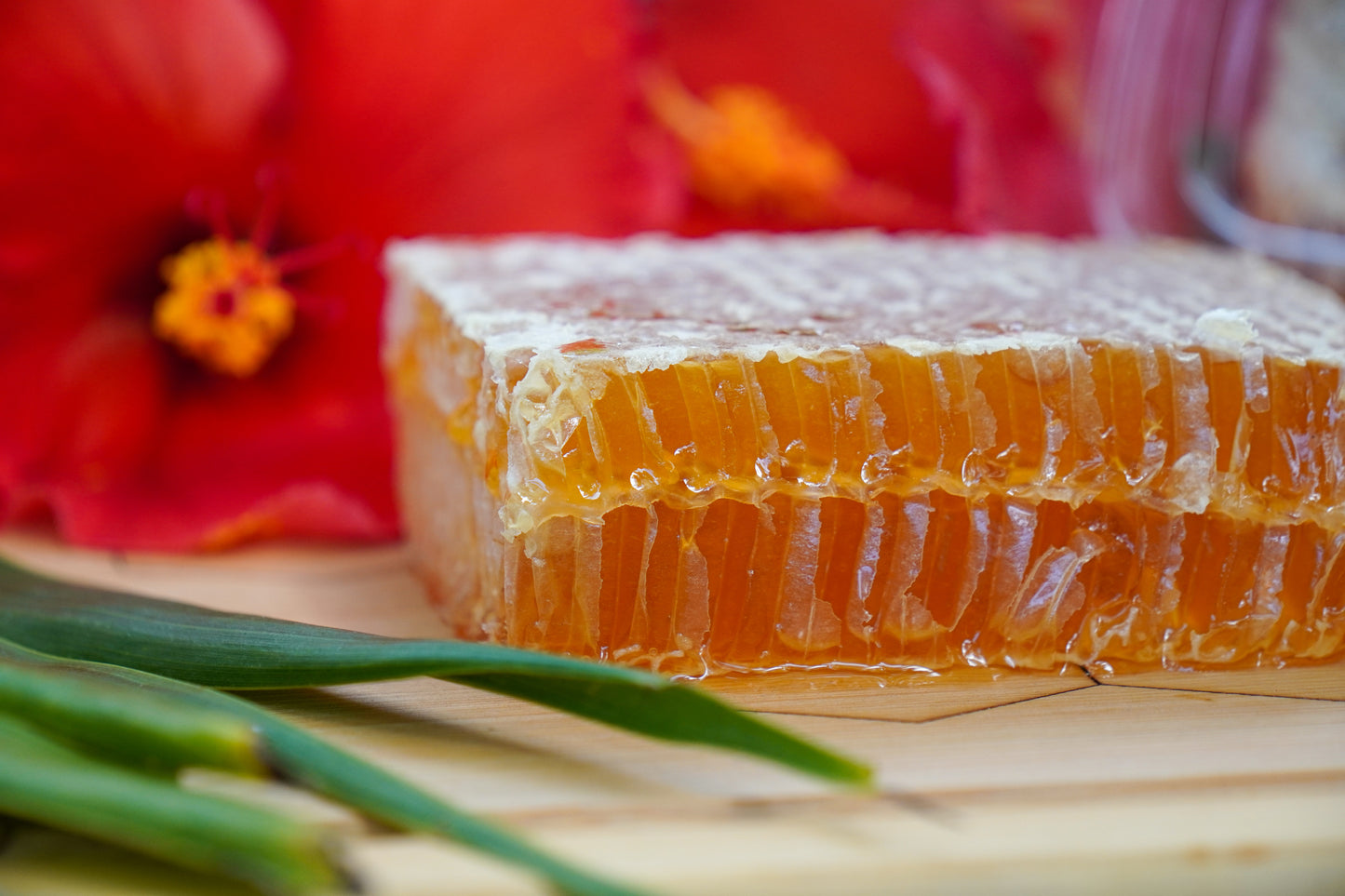 100% RAW HONEY COMB